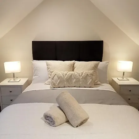 The - Fairwinds Holiday home Doolin